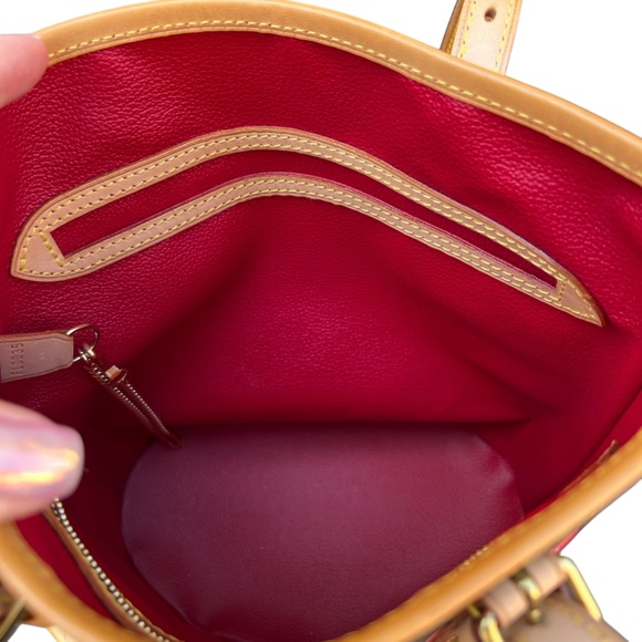 🍒 Louis Vuitton Takashi Murakami Cerises Cherry Bucket Bag - Picture 15 of 17